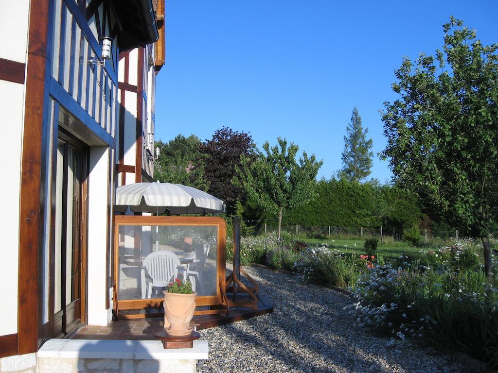 Bed and Breakfast Le Mont D'Auge Canapville  Exteriér fotografie